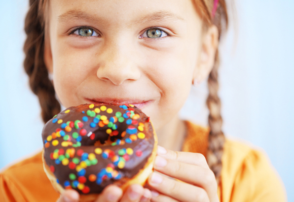 O açúcar não é sinônimo de carinho com sua criança!